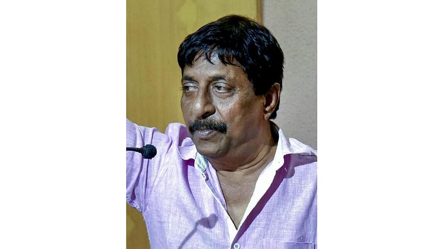 <div class="paragraphs"><p>Malayalam actor-director Sreenivasan.</p></div>