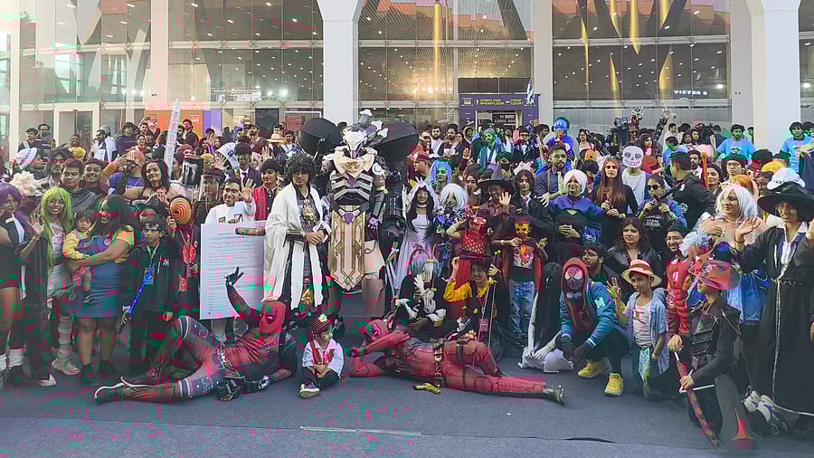 <div class="paragraphs"><p>An ensemble of cosplayers gathered at the convention centre.</p></div>