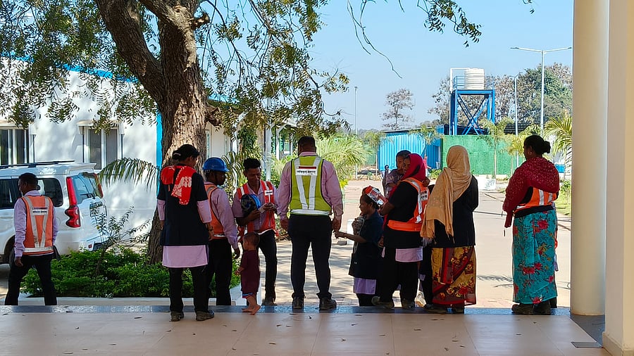 <div class="paragraphs"><p>Over the past one year, Maharashtra CM Devendra Fadnavis, has personally given a call to the Maoist outlaws to join the mainstream.</p></div>