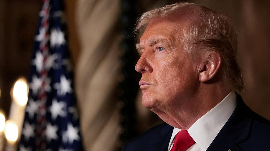 <div class="paragraphs"><p>Donald Trump</p></div>