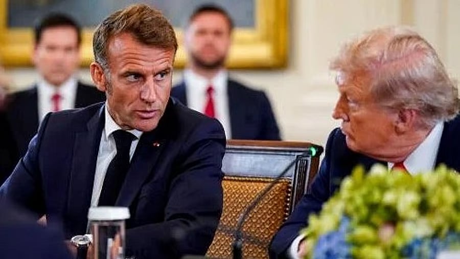 <div class="paragraphs"><p>French President Emmanuel Macron (L) speaks to US President Donald Trump.<br></p></div>