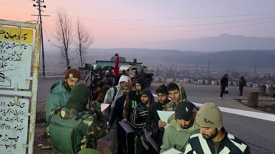 <div class="paragraphs"><p>Rural Kashmir has reported lower unemployment rates than urban areas.<br></p></div>