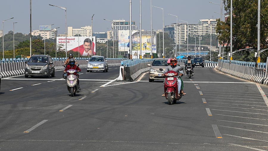 <div class="paragraphs"><p>The new two-lane loop (left) allows vehicles from Yelahanka, Jakkur and the airport to head directly towards Mehkri Circle.&nbsp;</p></div>