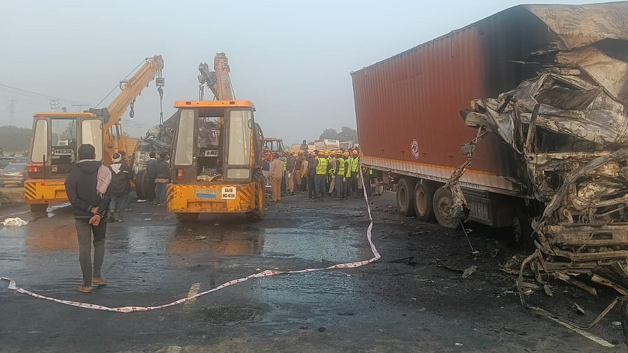 <div class="paragraphs"><p>Visuals from the accident spot</p></div>