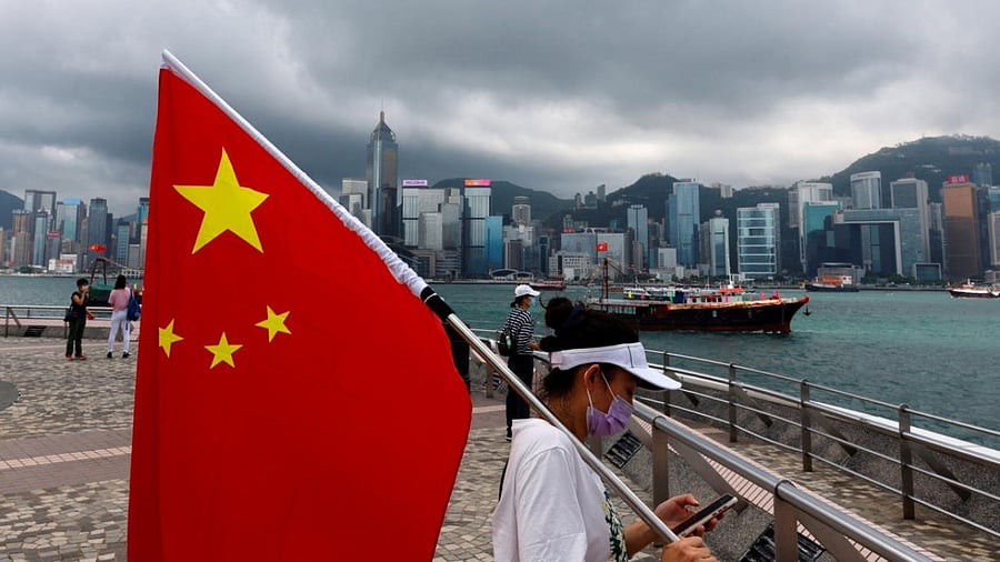 <div class="paragraphs"><p>China flag.</p></div>