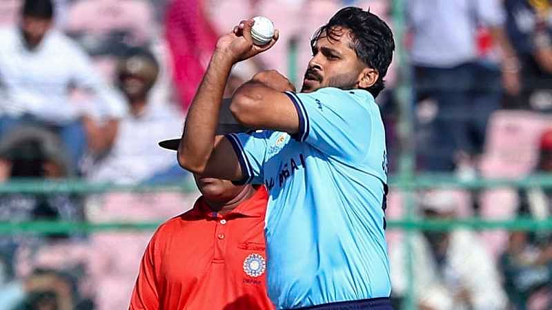 <div class="paragraphs"><p>Shardul Thakur</p></div>