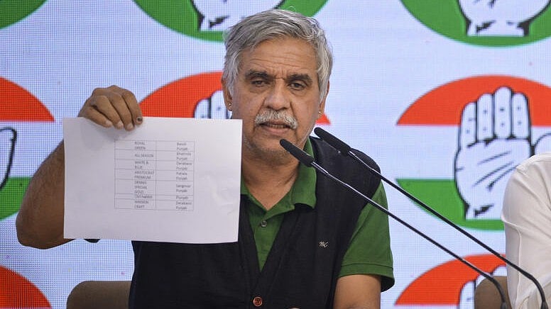 <div class="paragraphs"><p>Former East Delhi MP Sandeep Dikshit.</p></div>