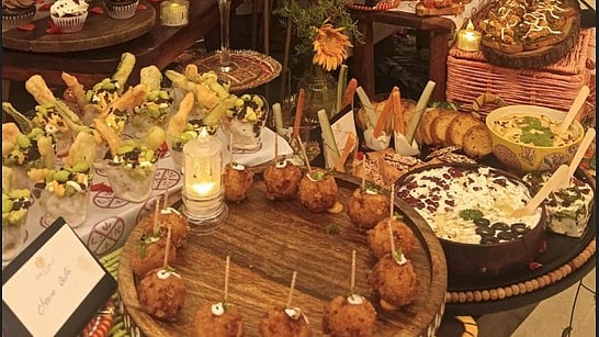 <div class="paragraphs"><p>A grazing table, curated by Jyoti Kariwala was the centre of attraction at a house party in Bellandur.</p></div>