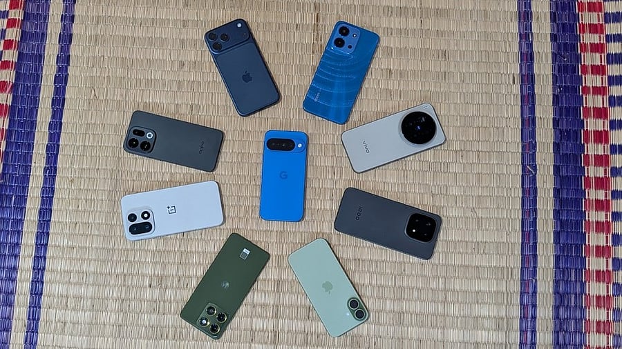 <div class="paragraphs"><p>Smartphones.</p></div>