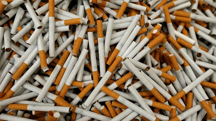 <div class="paragraphs"><p> Cigarettes </p></div>