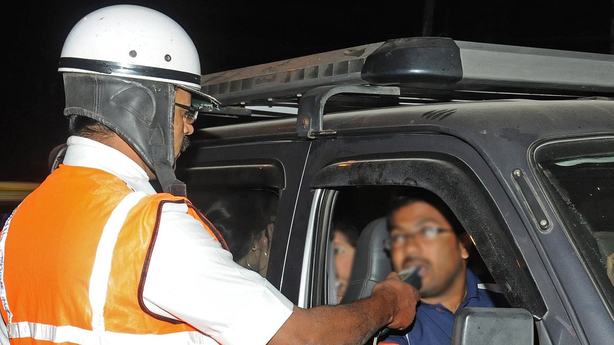 Bengaluru Traffic Police book 4,651 drunk driving cases in year-end ...