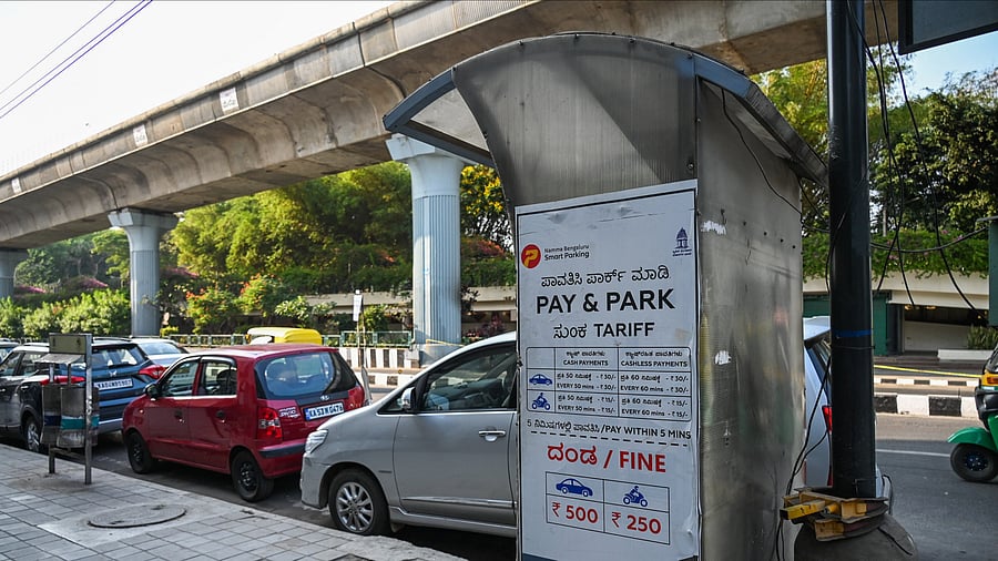 <div class="paragraphs"><p>A pay-and-park kiosk on MG Road, Bengaluru. Parking Policy 2.0, approved several years ago, remained unimplemented due to resistance from local elected representatives. </p></div>