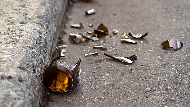 <div class="paragraphs"><p>Lorry carrying beer bottles overturns in Kozhikode, driver dies. Image for representation</p></div>