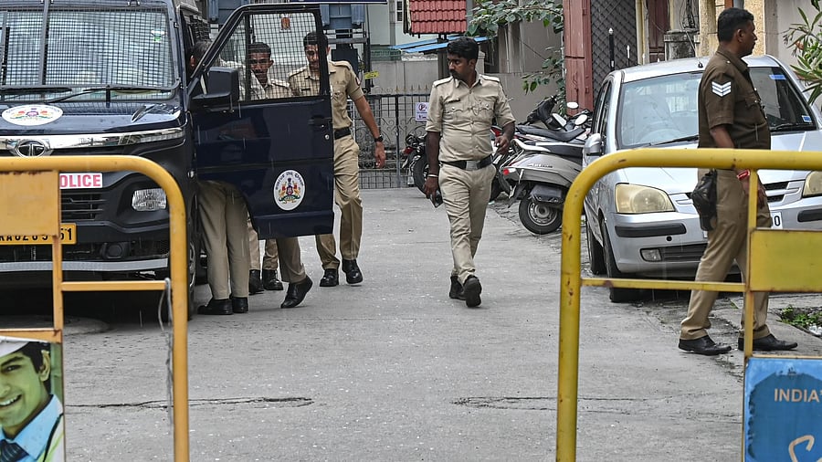 <div class="paragraphs"><p>JJ Nagar police  registered an FIR under relevant sections of the BNS. (File image for representational purpose)</p></div>