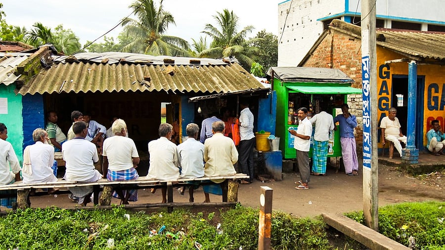 <div class="paragraphs"><p>People gathering in front of tea shop.</p></div>