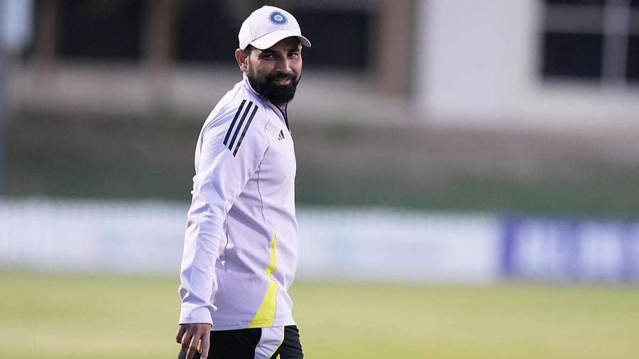 <div class="paragraphs"><p>Mohammed Shami</p></div>