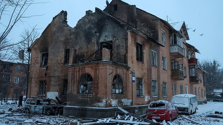 <div class="paragraphs"><p>Russian missile and drone strike in Kyiv.</p></div>