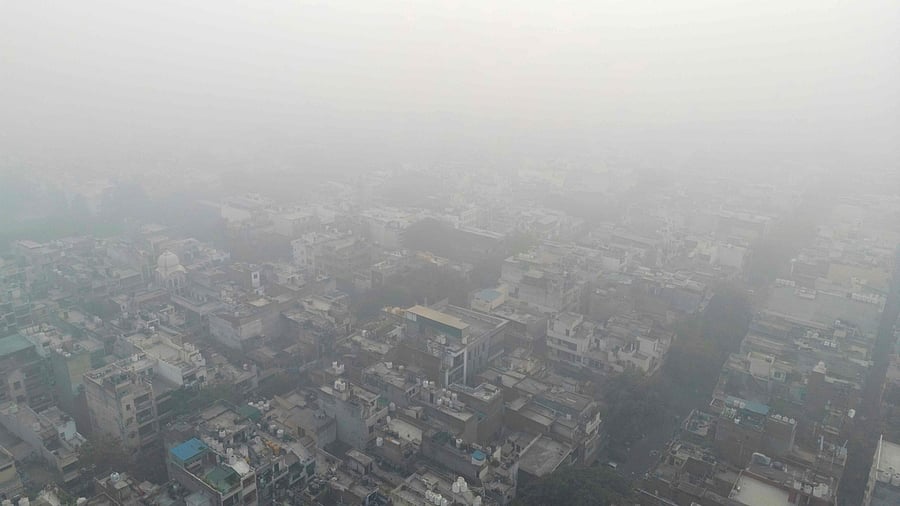 <div class="paragraphs"><p>An aerial view of Delhi being covered in smog. </p></div>