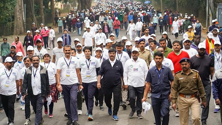 <div class="paragraphs"><p>Mysuru district in-charge minister H C Mahadevappa, MLC C N Manjegowda, DC G Lakshmikanth Reddy, UoM Vice Chancellor N K Lokanath and others join 'Fit Mysuru' walkathon in Mysuru on Sunday morning. </p></div>