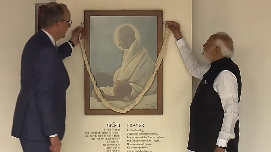 <div class="paragraphs"><p>Prime Minister Narendra Modi and German Chancellor Friedrich Merz visit Sabarmati Ashram during the German leader's maiden India trip, in Ahmedabad.</p></div>