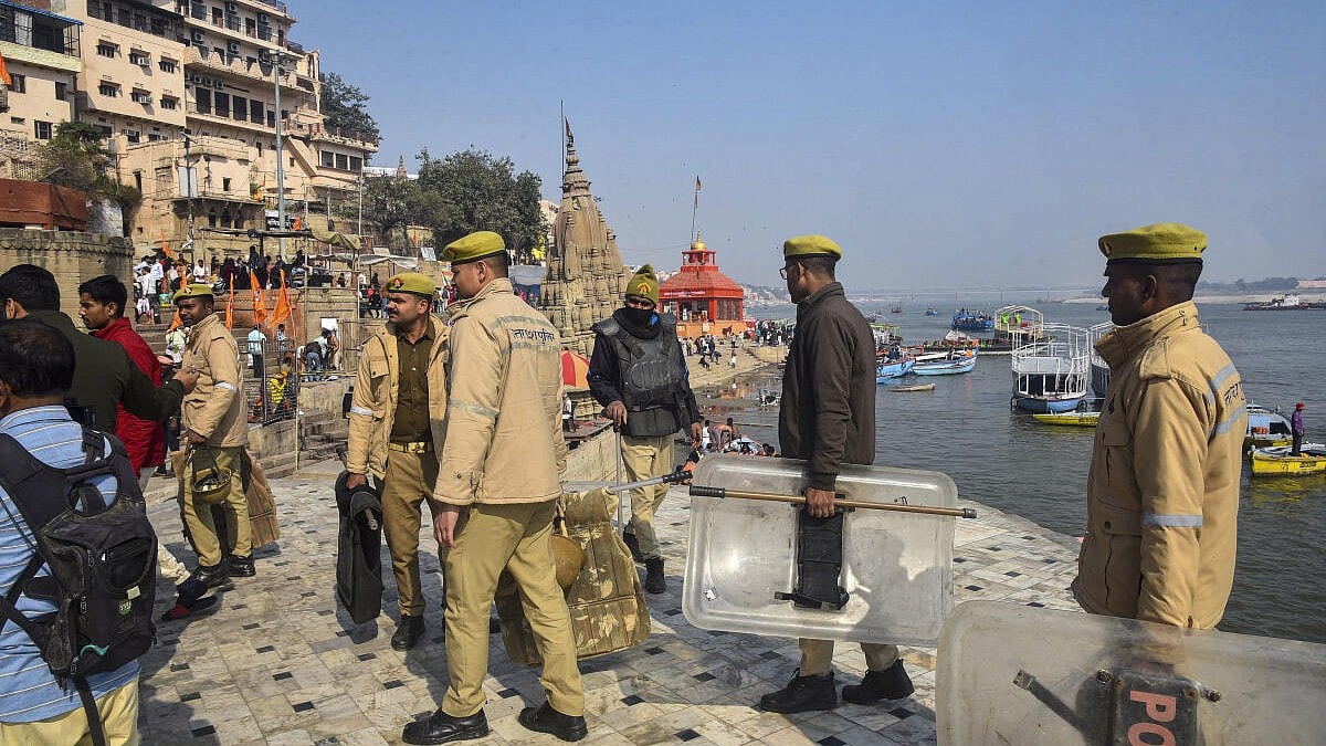 AAP MP Sanjay Singh, Congress Leader Pappu Among 8 Booked in Varanasi Ghat Controversy