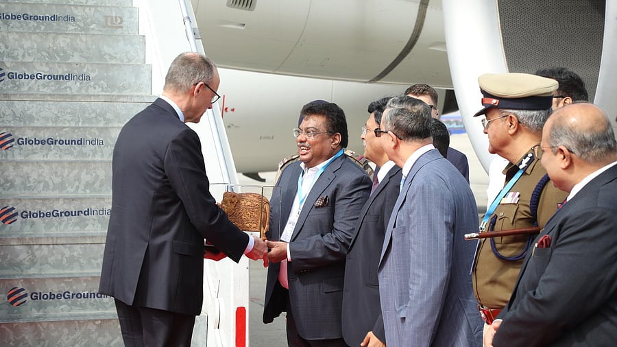 <div class="paragraphs"><p>MB Patil received Chancellor Merz at the Kempegowda International Airport in Bengaluru.</p></div>