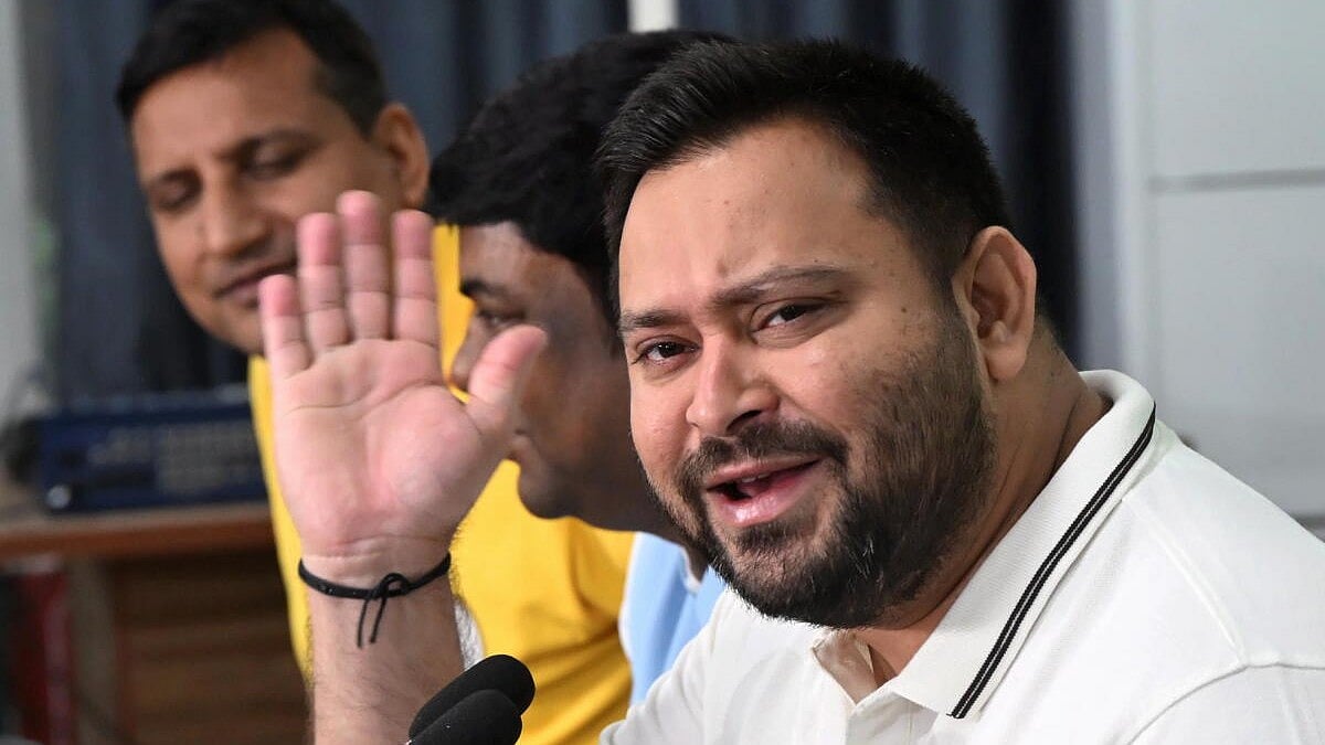 Tejashwi Yadav Slams Nitish Government Over Patronising Criminals After NEET Aspirant's Death