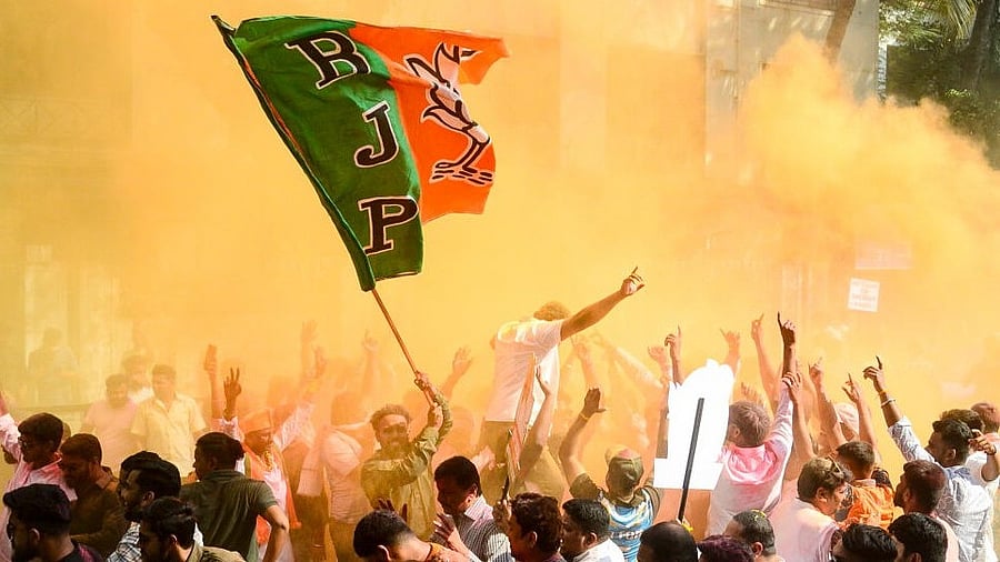 <div class="paragraphs"><p>BJP workers celebrate a party’s candidate’s victory in the Navi Mumbai Municipal Corporation (NMMC) elections, at Kopar Khairane, in Navi Mumbai, Maharashtra.</p></div>