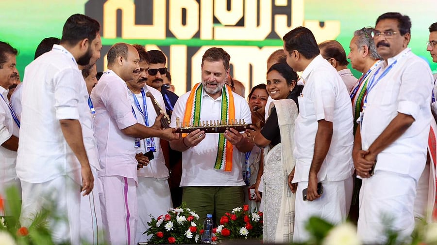 <div class="paragraphs"><p>Rahul Gandhi being presented with a memento by local Congress leaders in Kochi on Monday.&nbsp;</p></div>