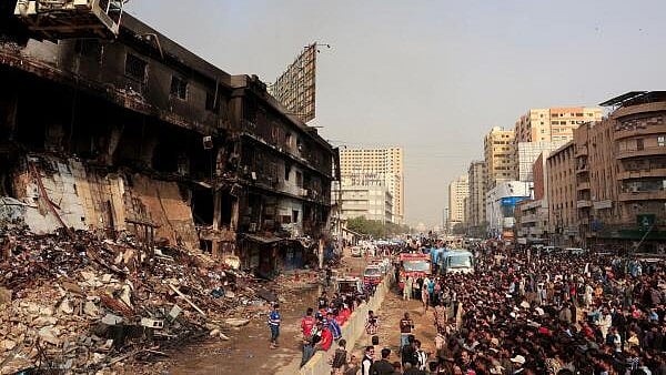 Karachi Shopping Mall Fire Death Toll Rises to 26, Rescue Operations Continue