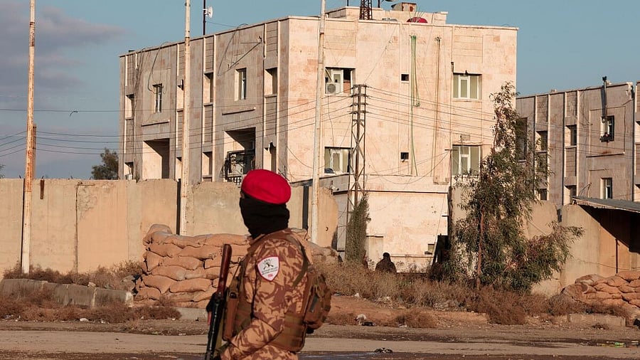 <div class="paragraphs"><p>The Syrian ministry&nbsp;said&nbsp;Syrian army units and ministry special forces entered Shaddadi following the ‌breakout.</p></div>