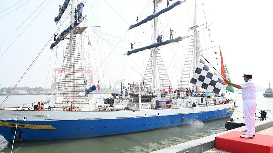 <div class="paragraphs"><p>Vice Admiral Sameer Saxena, Flag Officer Commanding-in-Chief, Southern Naval Command, flagged off INS Sudarshini from Naval Base, Kochi, marking the commencement of Lokayan 26—a long range sailing expedition.</p></div>