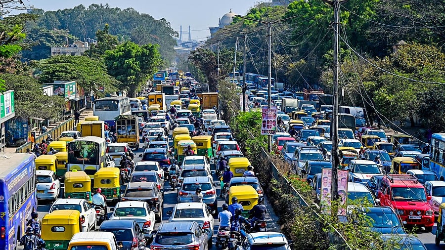 <div class="paragraphs"><p>A scene of heavy traffic on Old Madras Road in Bengaluru.</p></div>