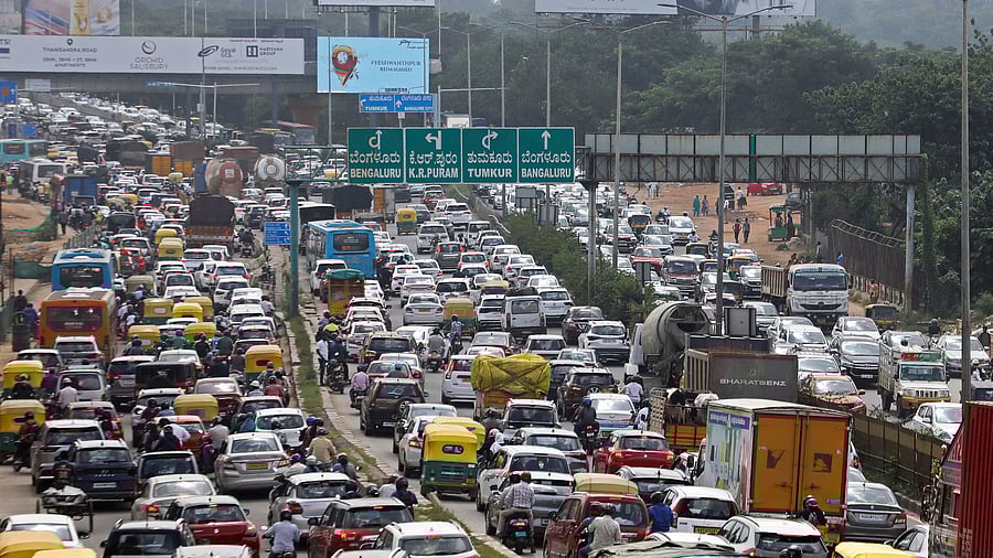 <div class="paragraphs"><p>Vehicles stuck in a jam on a road in Bengaluru.</p></div>