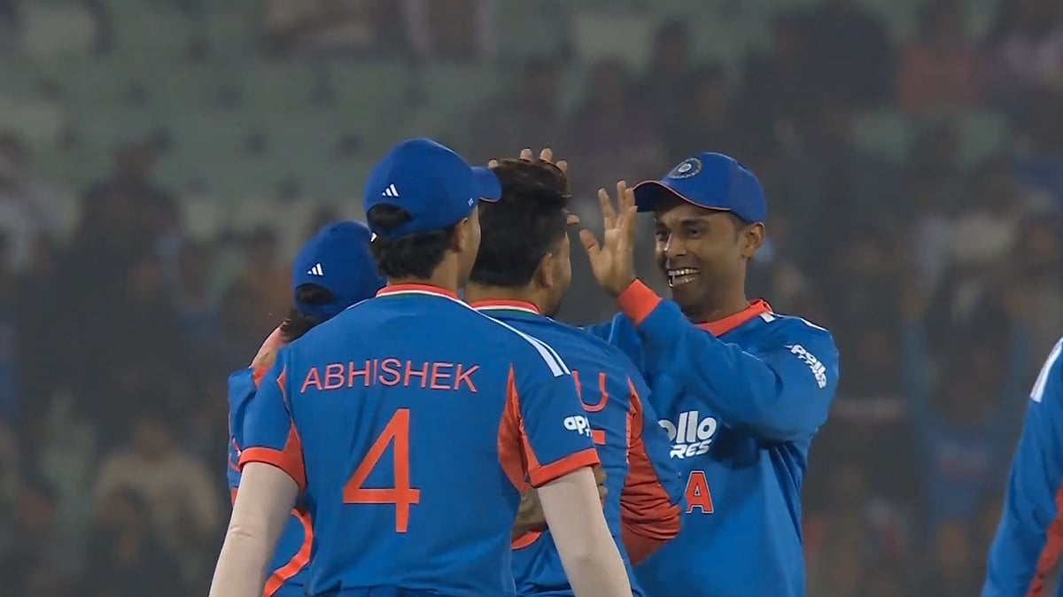India Dominates New Zealand by 7 Wickets in 2nd T20I Thriller