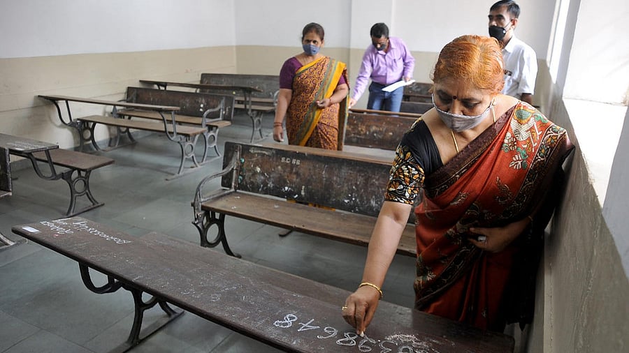 <div class="paragraphs"><p>Representative image of SSLC examinations.</p></div>
