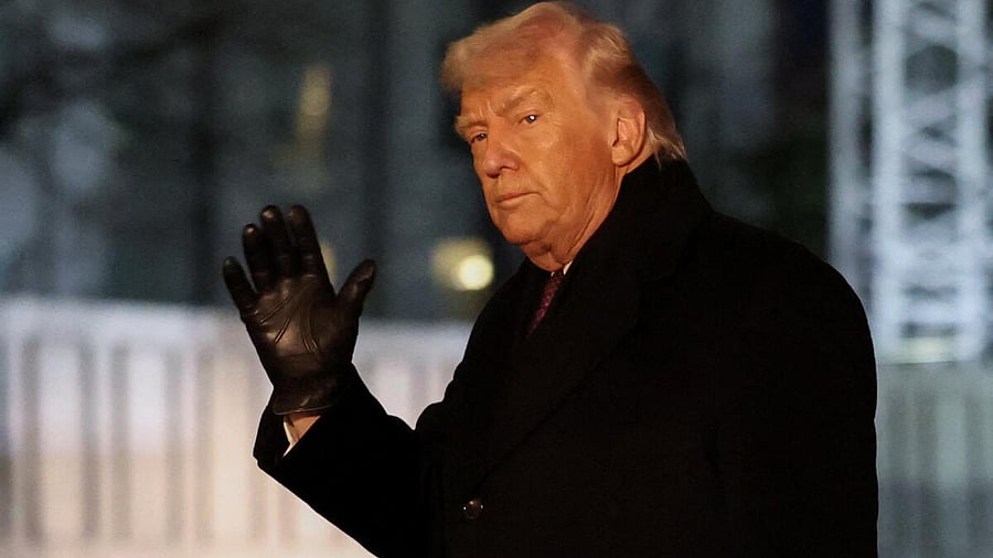 <div class="paragraphs"><p>Donald Trump</p></div>