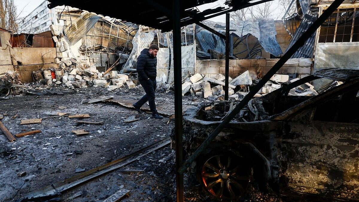 Ukraine Accuses Putin of 'Cynical' Attacks During Abu Dhabi Peace Talks