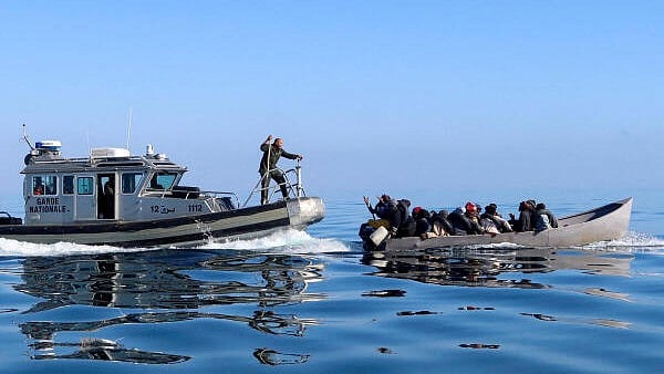 Tunisian Coast Witnesses Migrant Boat Tragedy: One Rescued, Dozens Feared Drowned