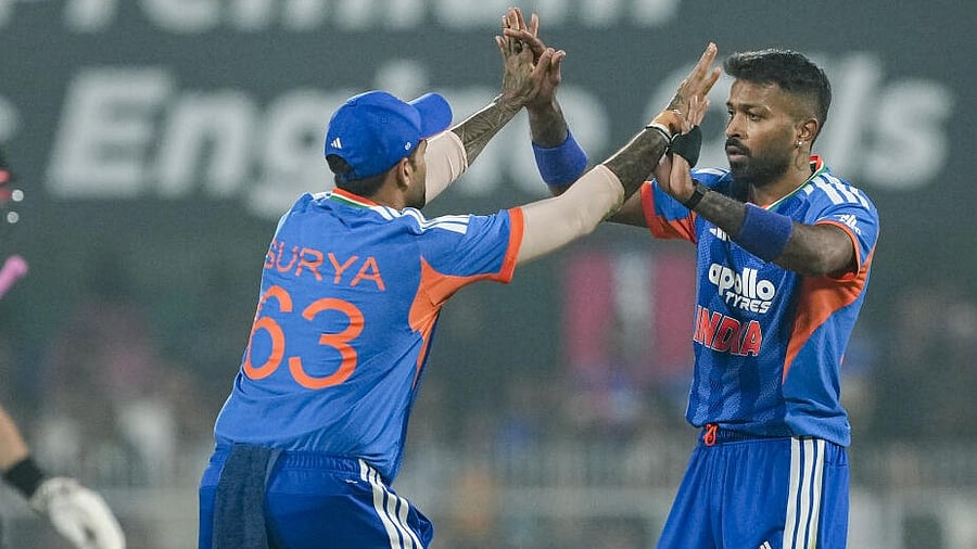 <div class="paragraphs"><p>India's Hardik Pandya celebrates with captain Suryakumar Yadav.</p></div>