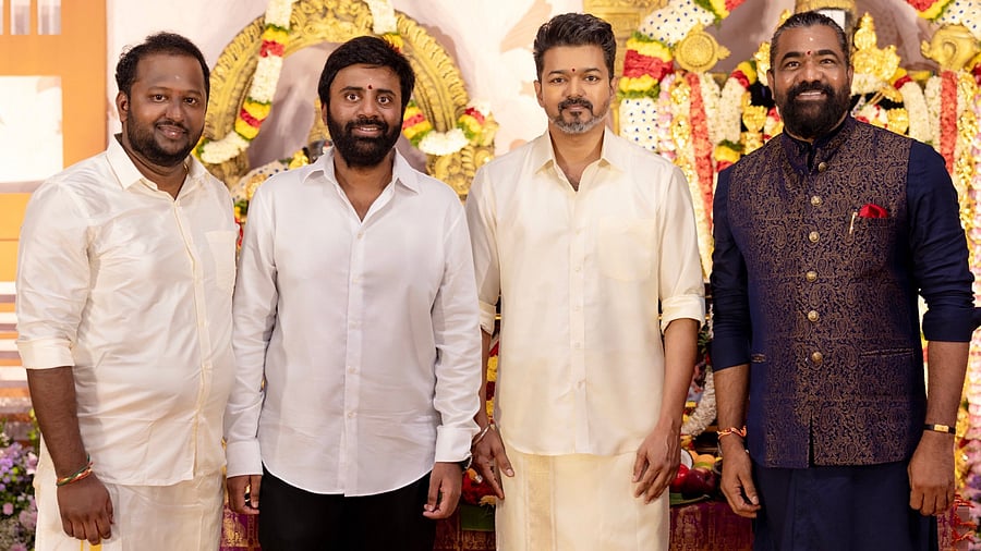 <div class="paragraphs"><p>Thalapathy Vijay poses with producer&nbsp;Venkat K Narayana and co-producers&nbsp;Jagadish Palanisamy and Lohit NK.</p></div>