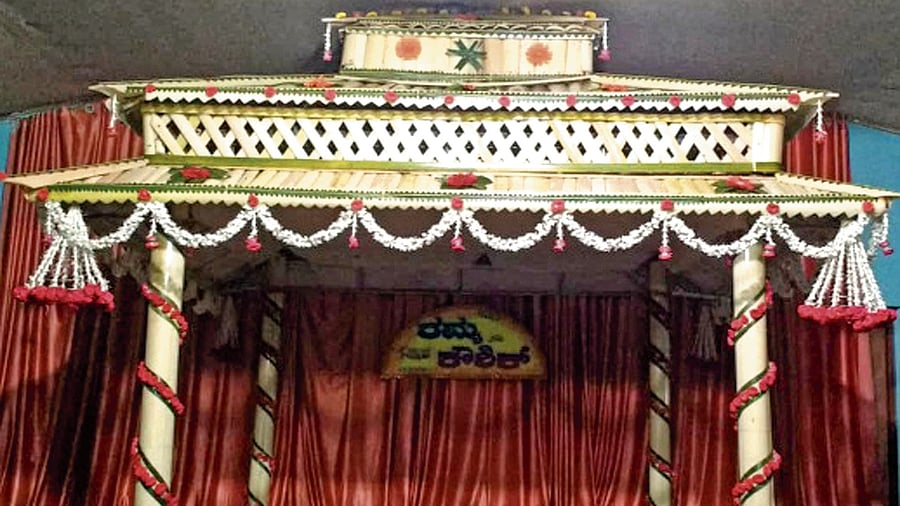 <div class="paragraphs"><p>A ceremonial stage crafted using banana stem and coconut leaves.  </p></div>