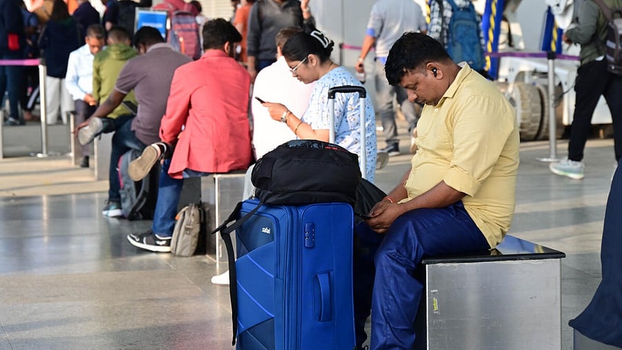 <div class="paragraphs"><p>Passengers at Kempegowda International Airport in Bengaluru</p></div>