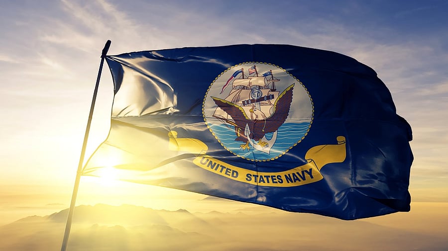 <div class="paragraphs"><p>United States Navy flag</p></div>