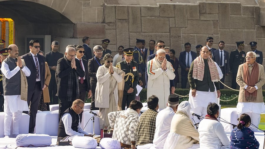 <div class="paragraphs"><p>President Droupadi Murmu, Vice President C.P. Radhakrishnan, Prime Minister Narendra Modi, Lok Sabha Speaker Om Birla, Defence Minister Rajnath Singh and Union Minister Manohar Lal during a ceremony to pay tribute to Mahatma Gandhi at Rajghat</p></div>
