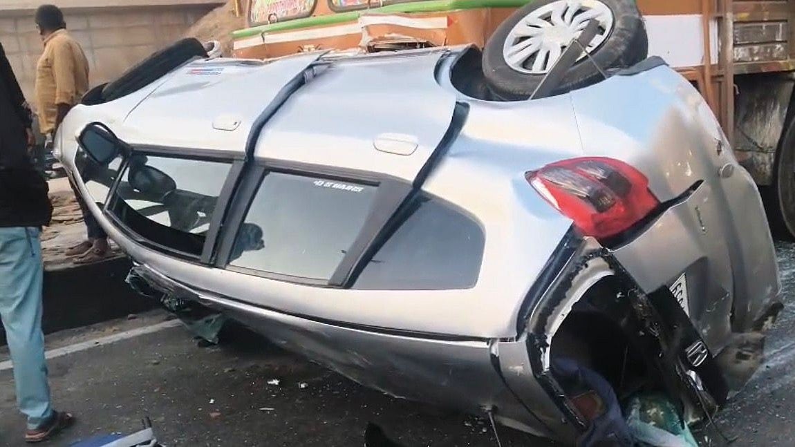Multi-Vehicle Pile-Up Near Chandapura Bridge in Bengaluru Leaves Four Injured