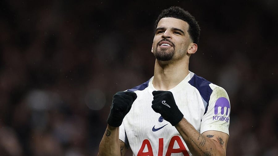 <div class="paragraphs"><p>Tottenham Hotspur's Dominic Solanke celebrates scoring their second goal.</p></div>