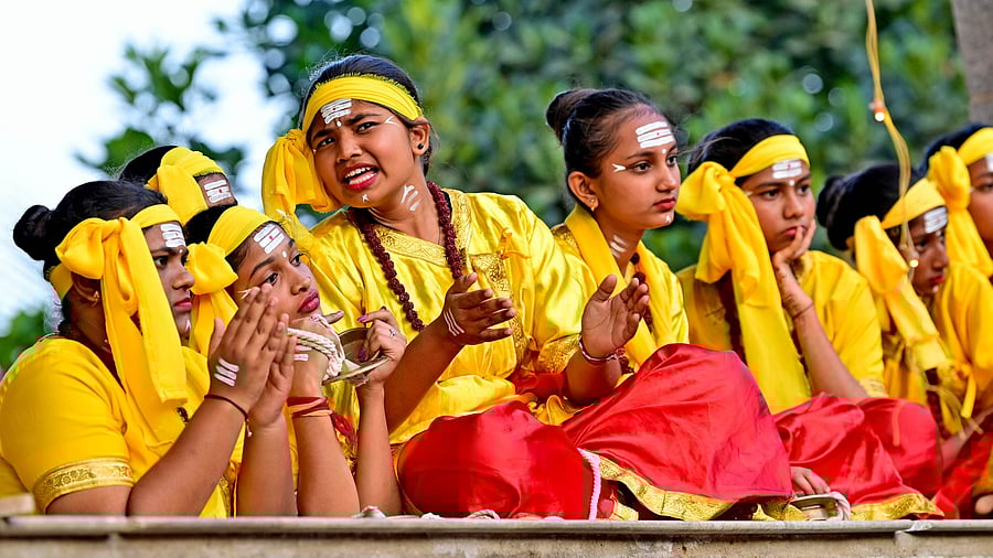 <div class="paragraphs"><p>Students of Daksha Tarang troupe perform at the cultural event on Sunday. </p></div>