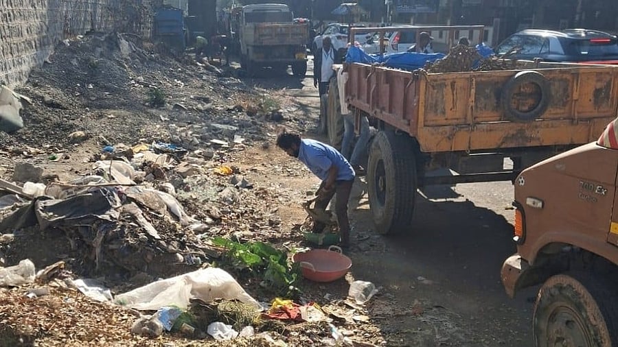 <div class="paragraphs"><p>Civic authorities pledge black-spot removal and ward-level wet waste processing. </p></div>