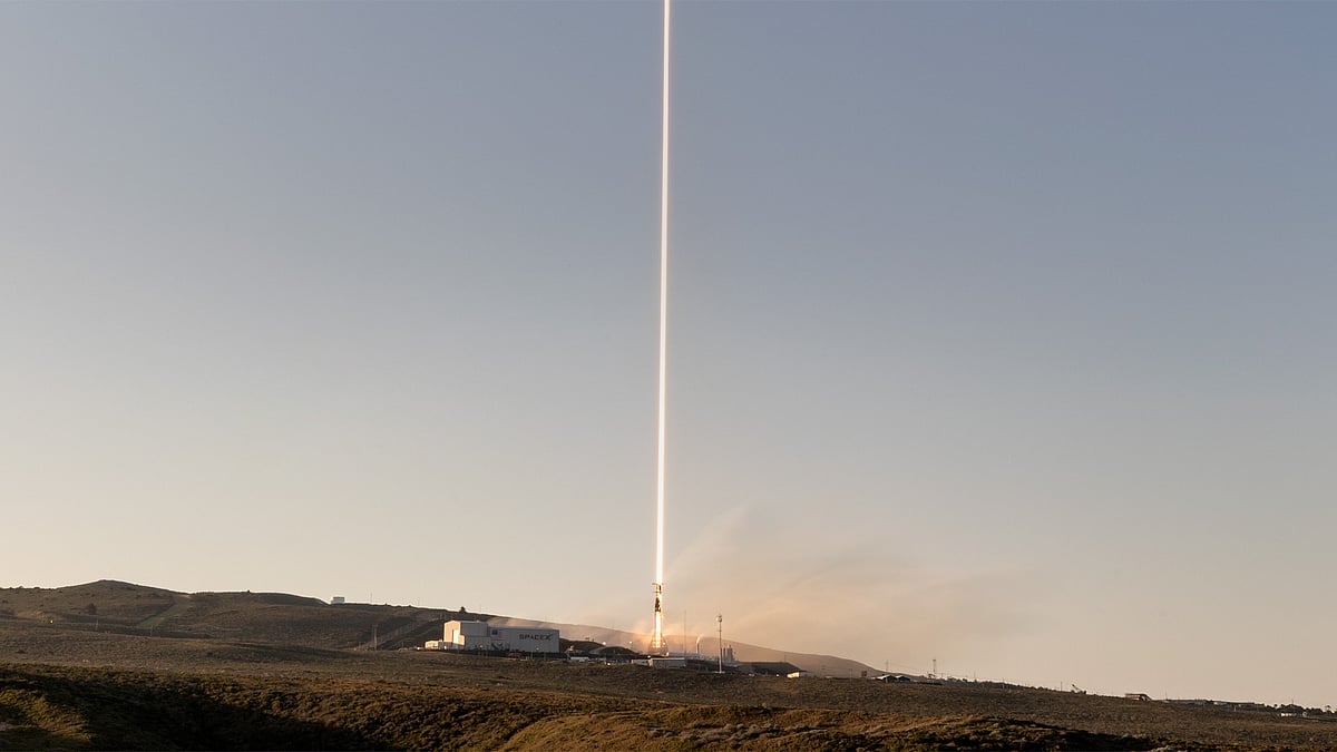 SpaceX Halts Falcon 9 Launches Following Second Stage Anomaly